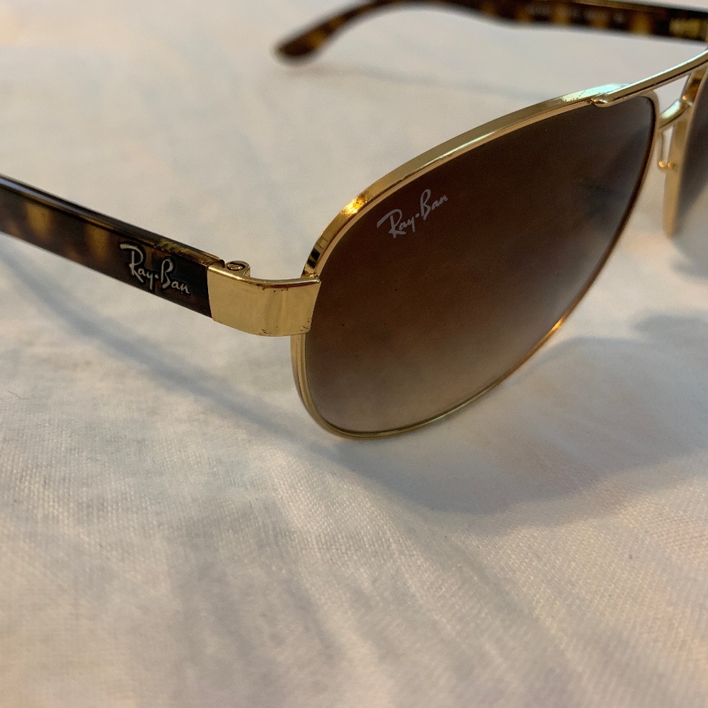 Ray-Ban Aviators, Gold Rim Tortoiseshell